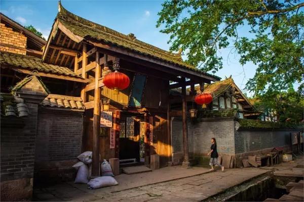 如何更改身份证办理时留下的邮寄地址-专注问答交流